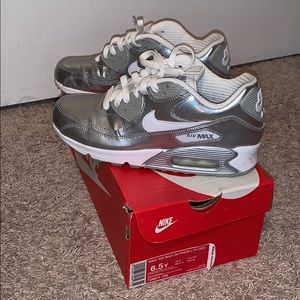 Metallic silver Nike AirMax 90. Size 6.5 in kids